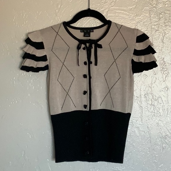 Elio Tops - Ruffle Sleeve Sweater Knit Top